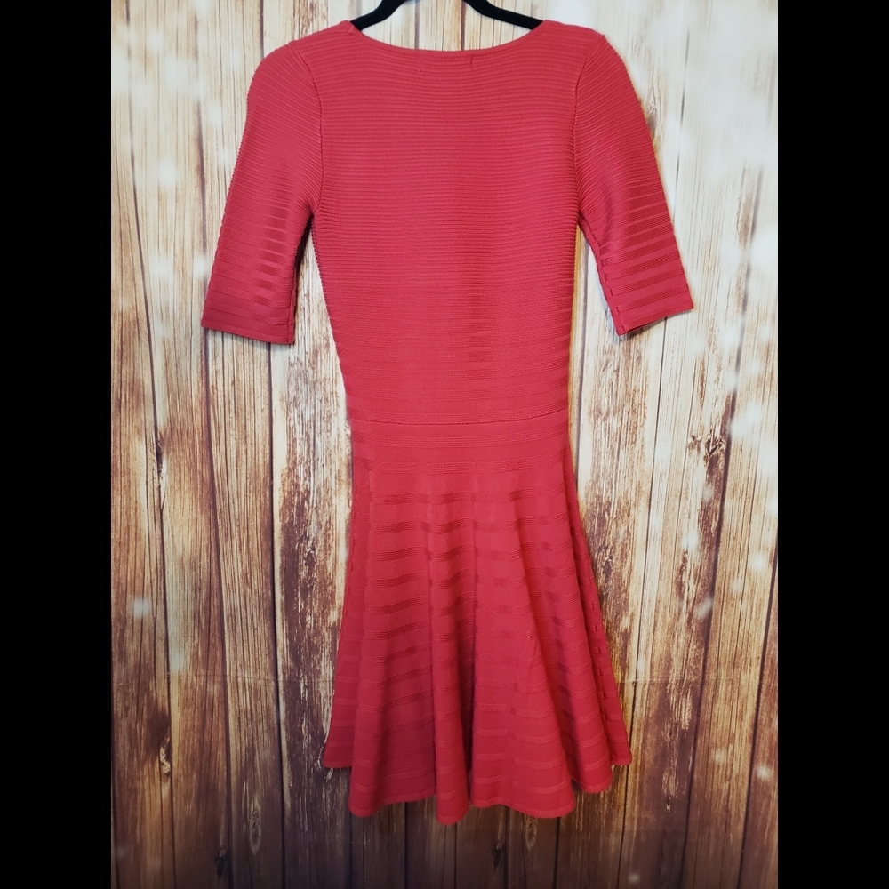 Ivanka Trump dress - Picture 5 of 7